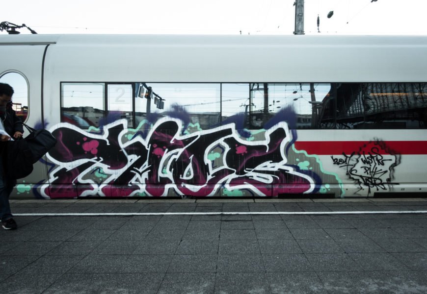 graffiti train bombing | URBANPRESENTS